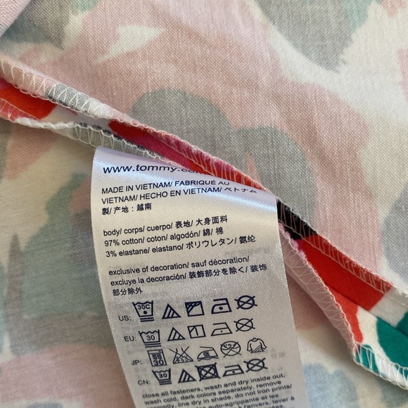 Tommy‎ Hilfiger 8 - Picture 5 of 5